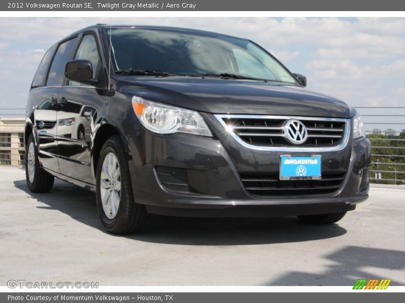 Twilight Gray Metallic / Aero Gray 2012 Volkswagen Routan SE