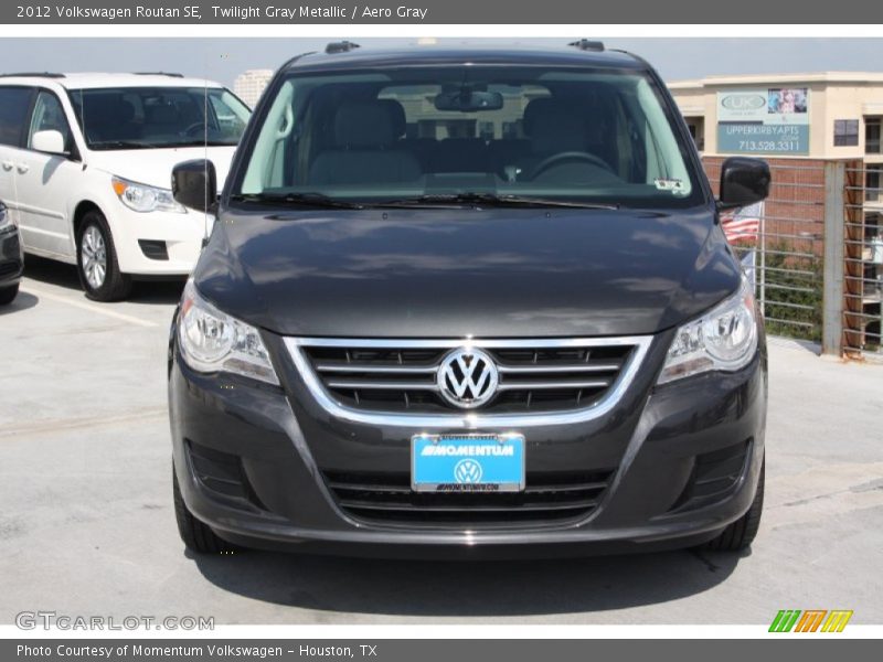 Twilight Gray Metallic / Aero Gray 2012 Volkswagen Routan SE
