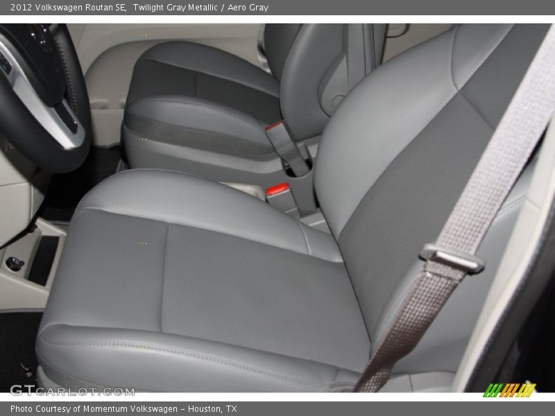 Twilight Gray Metallic / Aero Gray 2012 Volkswagen Routan SE