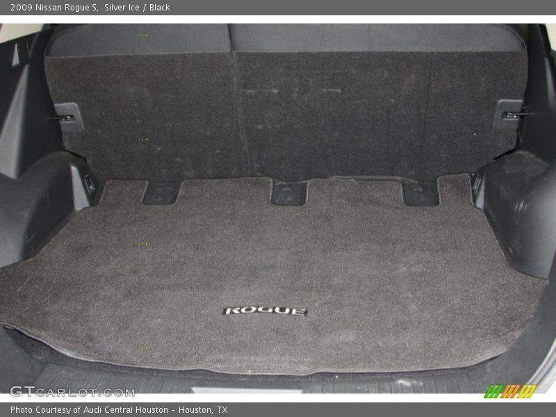 Silver Ice / Black 2009 Nissan Rogue S