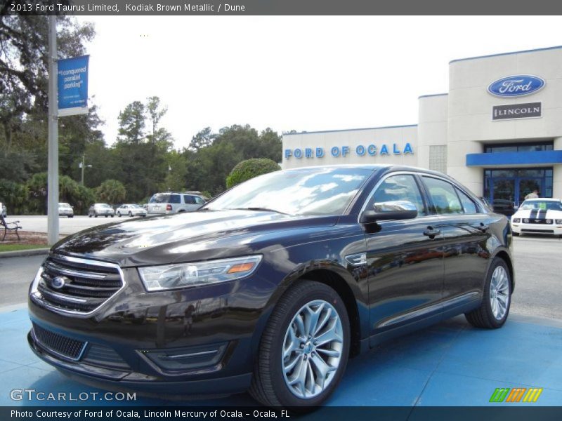 Kodiak Brown Metallic / Dune 2013 Ford Taurus Limited