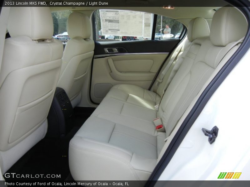 Crystal Champagne / Light Dune 2013 Lincoln MKS FWD