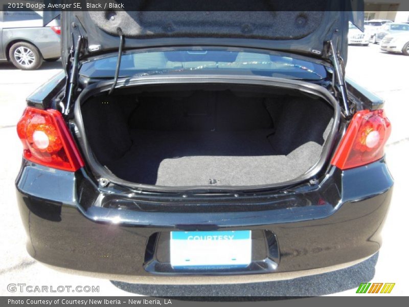 Black / Black 2012 Dodge Avenger SE