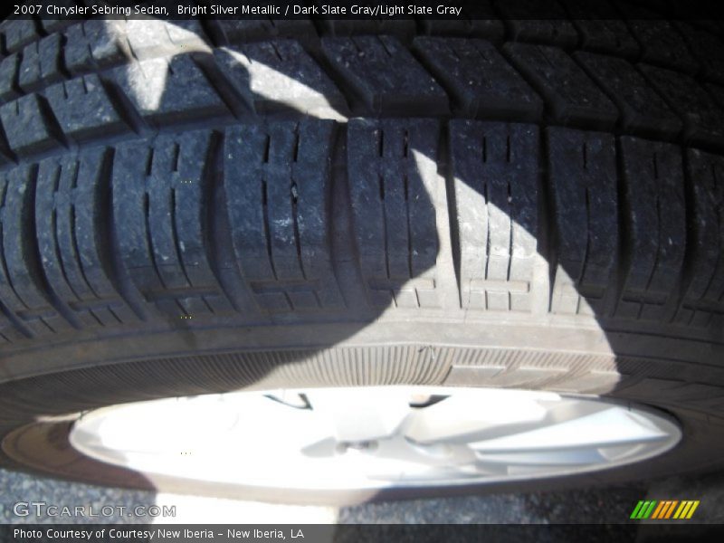 Bright Silver Metallic / Dark Slate Gray/Light Slate Gray 2007 Chrysler Sebring Sedan