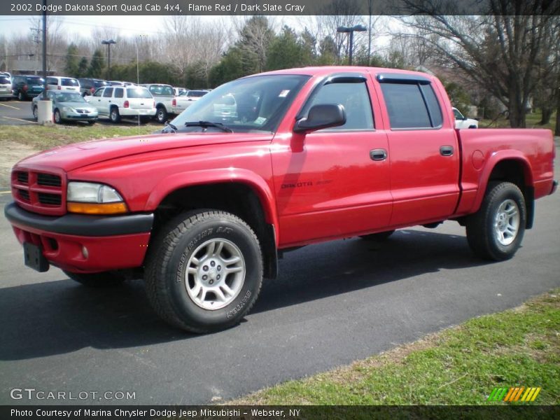 Flame Red / Dark Slate Gray 2002 Dodge Dakota Sport Quad Cab 4x4