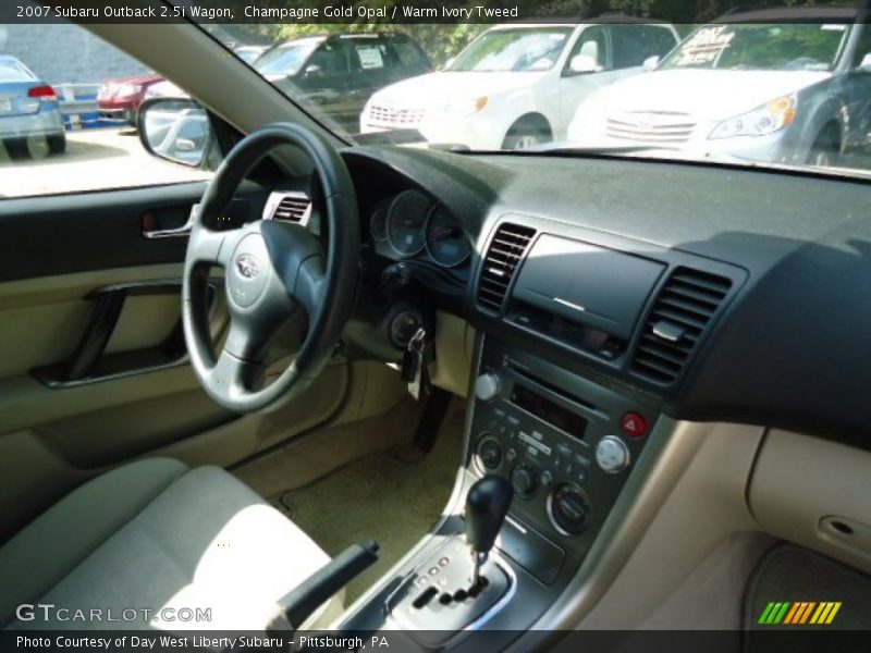 Champagne Gold Opal / Warm Ivory Tweed 2007 Subaru Outback 2.5i Wagon