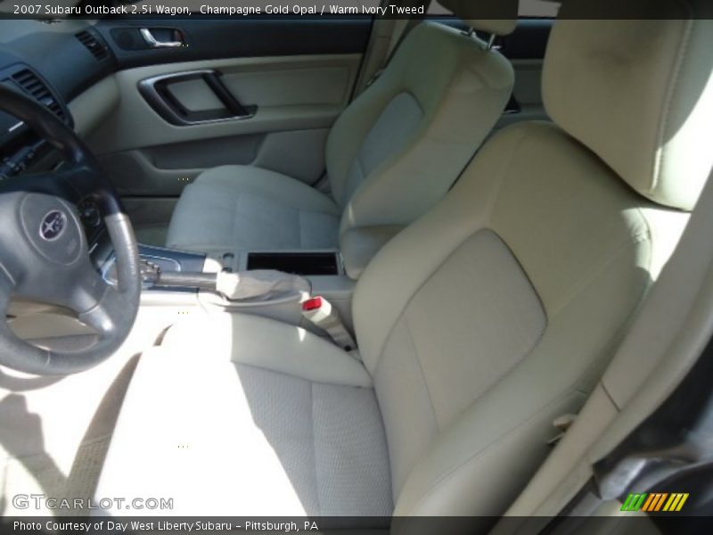 Champagne Gold Opal / Warm Ivory Tweed 2007 Subaru Outback 2.5i Wagon