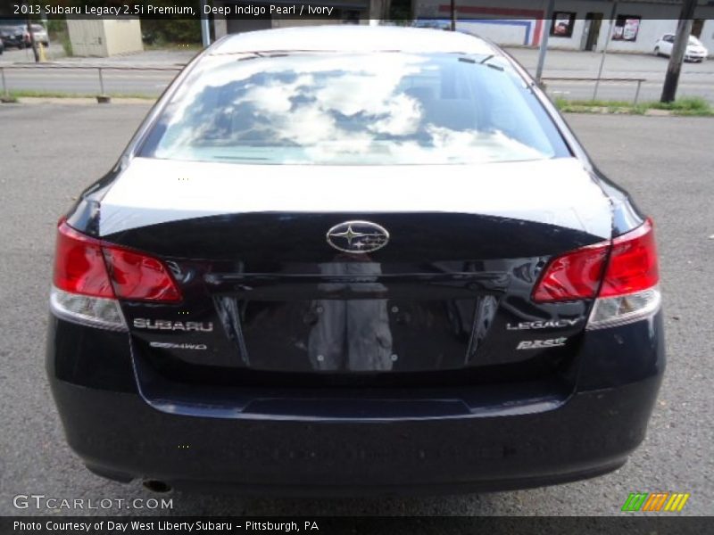 Deep Indigo Pearl / Ivory 2013 Subaru Legacy 2.5i Premium