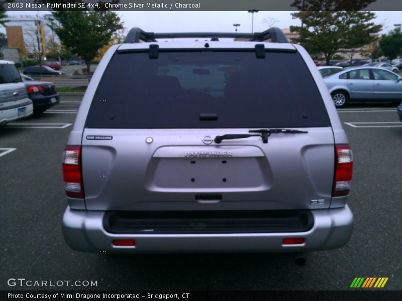Chrome Silver Metallic / Charcoal 2003 Nissan Pathfinder SE 4x4