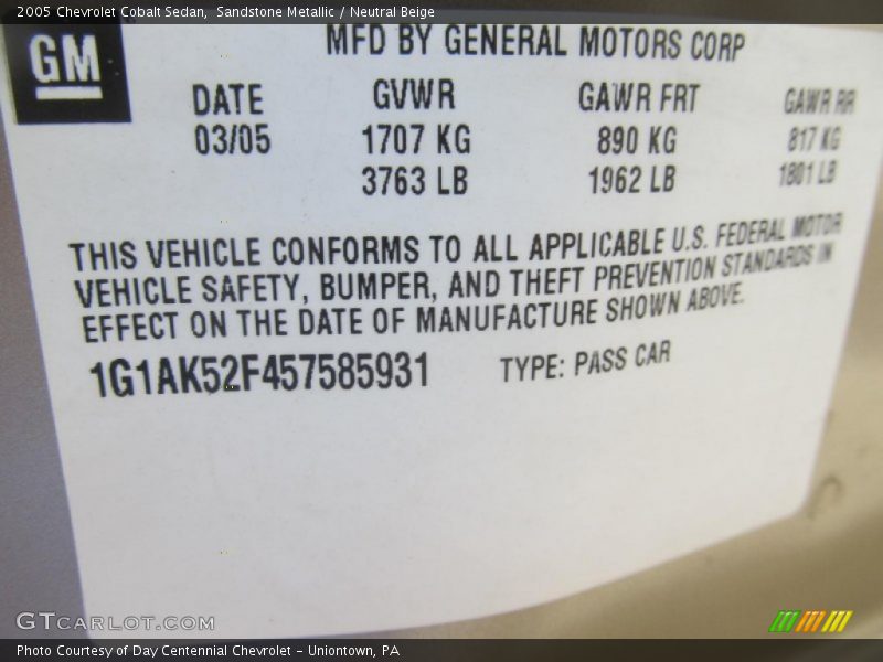 Sandstone Metallic / Neutral Beige 2005 Chevrolet Cobalt Sedan