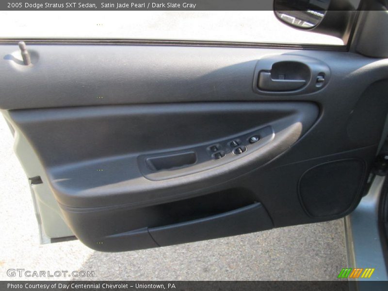 Satin Jade Pearl / Dark Slate Gray 2005 Dodge Stratus SXT Sedan
