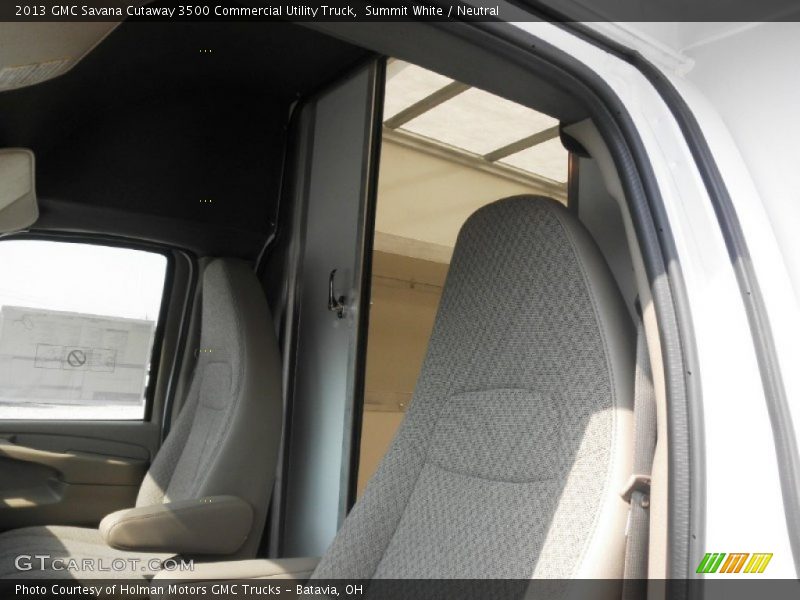 Summit White / Neutral 2013 GMC Savana Cutaway 3500 Commercial Utility Truck