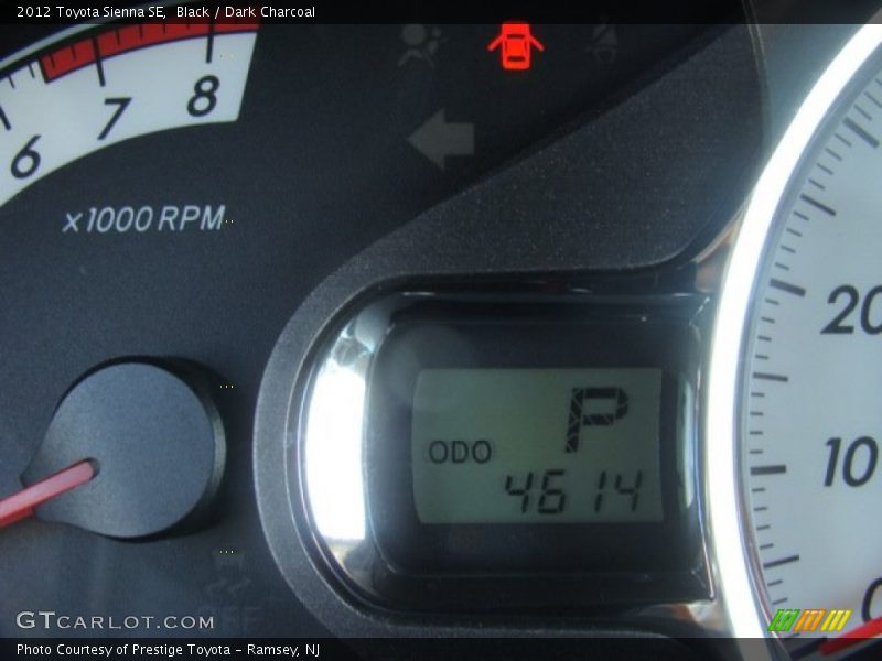 Black / Dark Charcoal 2012 Toyota Sienna SE