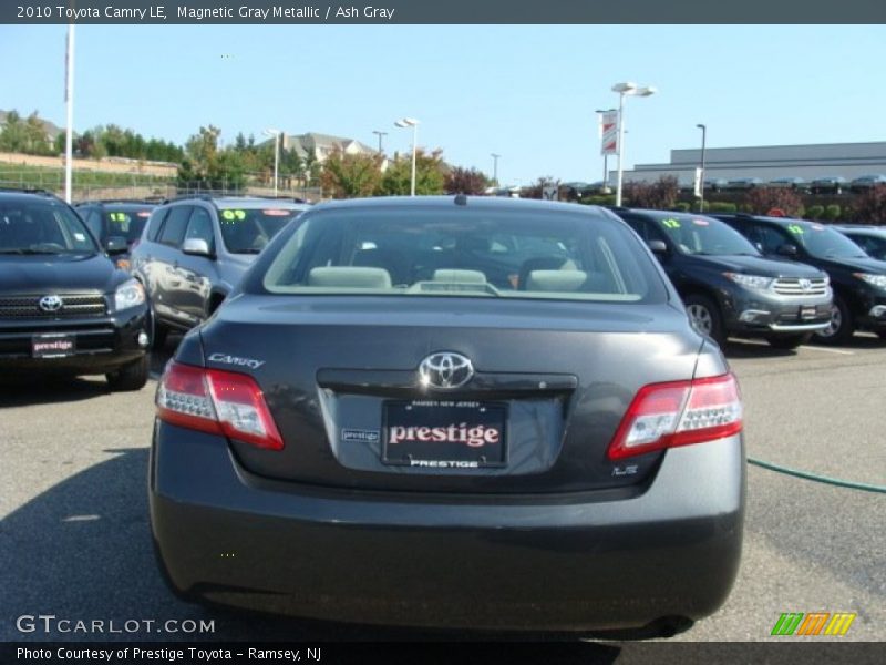 Magnetic Gray Metallic / Ash Gray 2010 Toyota Camry LE