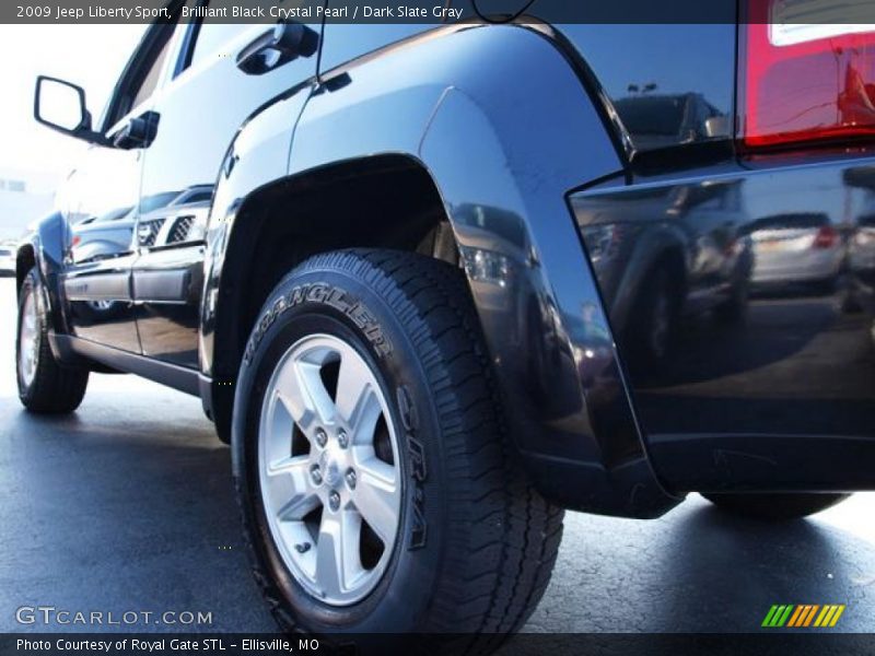 Brilliant Black Crystal Pearl / Dark Slate Gray 2009 Jeep Liberty Sport