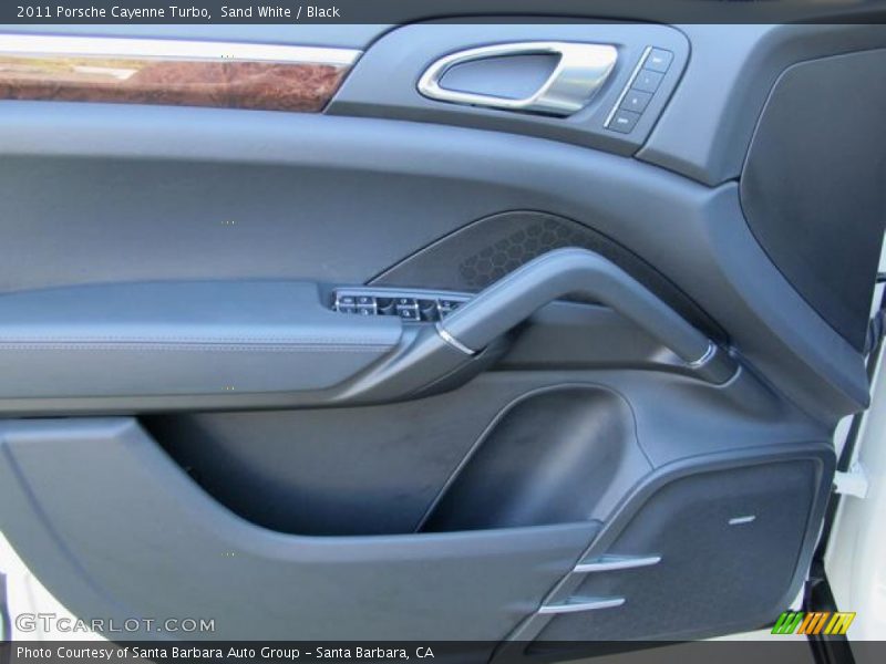 Sand White / Black 2011 Porsche Cayenne Turbo