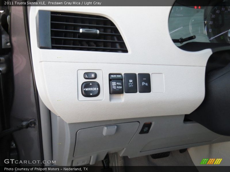 Predawn Gray Mica / Light Gray 2011 Toyota Sienna XLE