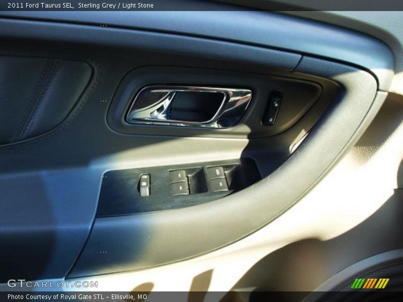 Sterling Grey / Light Stone 2011 Ford Taurus SEL