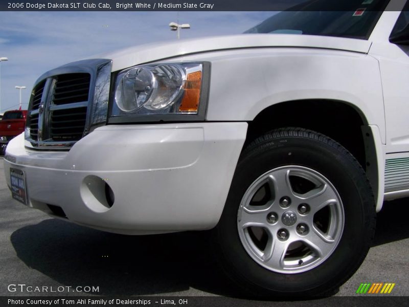 Bright White / Medium Slate Gray 2006 Dodge Dakota SLT Club Cab