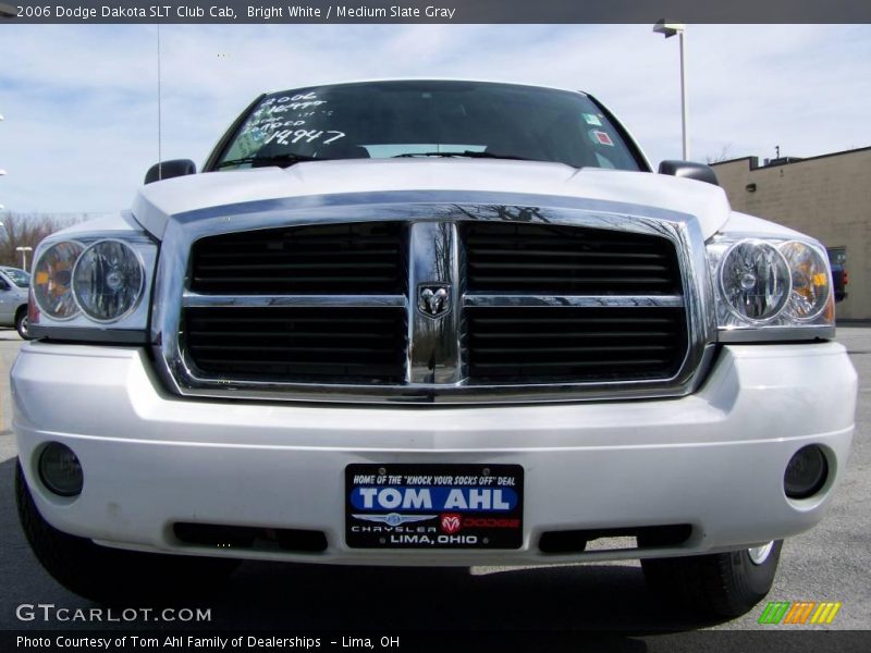 Bright White / Medium Slate Gray 2006 Dodge Dakota SLT Club Cab