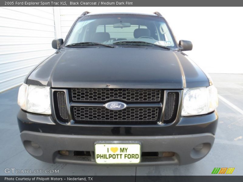 Black Clearcoat / Medium Dark Flint 2005 Ford Explorer Sport Trac XLS