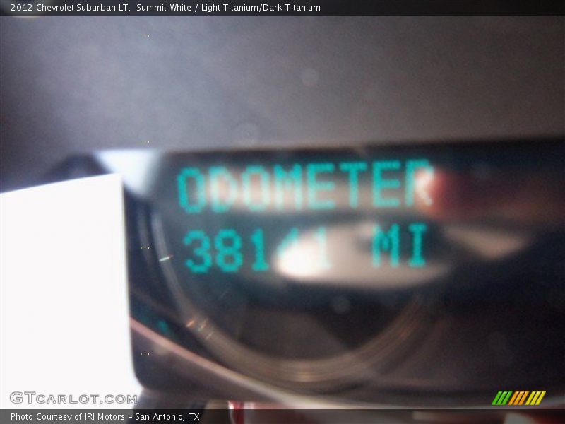 Summit White / Light Titanium/Dark Titanium 2012 Chevrolet Suburban LT