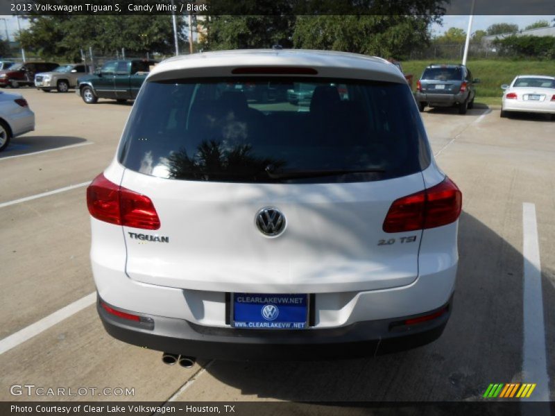 Candy White / Black 2013 Volkswagen Tiguan S