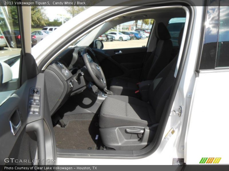 Candy White / Black 2013 Volkswagen Tiguan S