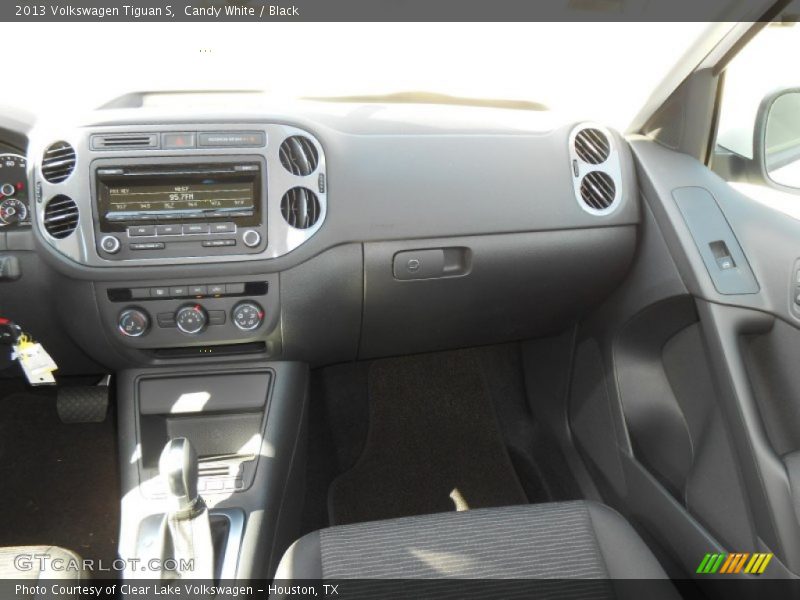 Candy White / Black 2013 Volkswagen Tiguan S