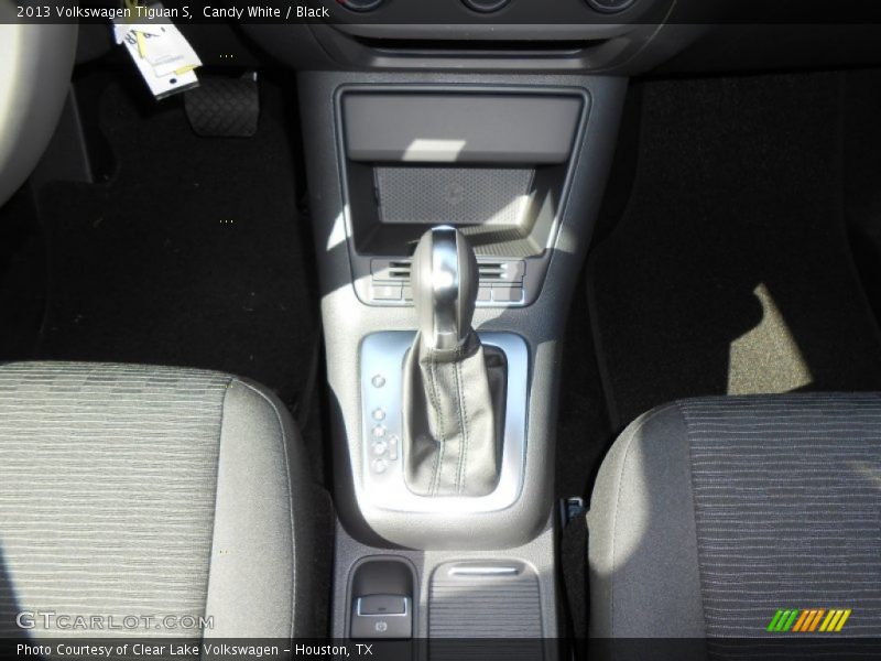 Candy White / Black 2013 Volkswagen Tiguan S