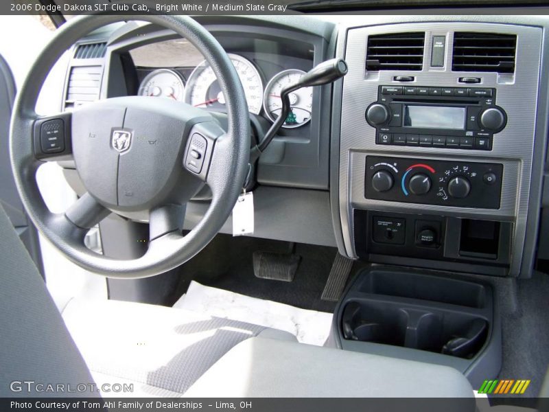 Bright White / Medium Slate Gray 2006 Dodge Dakota SLT Club Cab