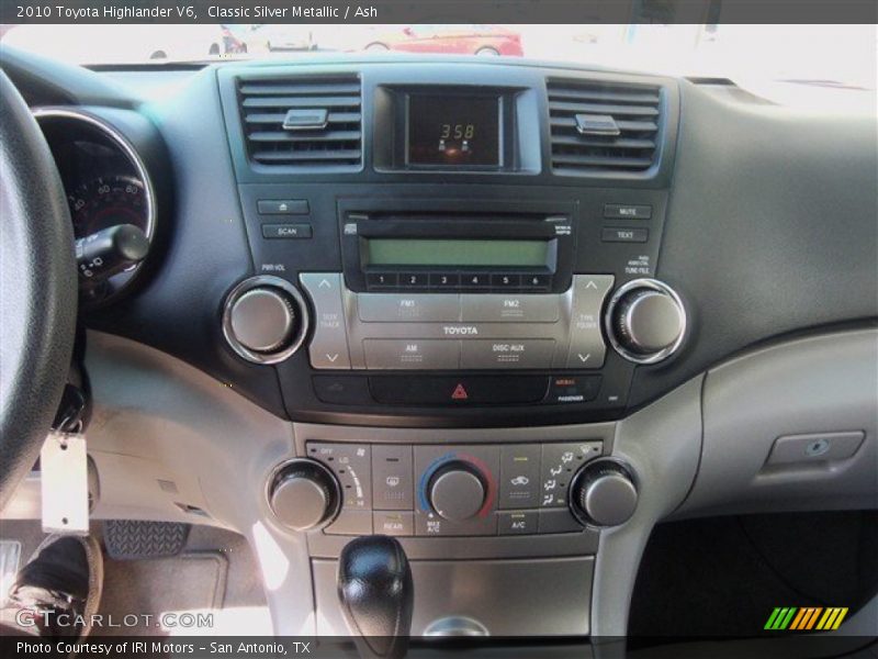 Classic Silver Metallic / Ash 2010 Toyota Highlander V6