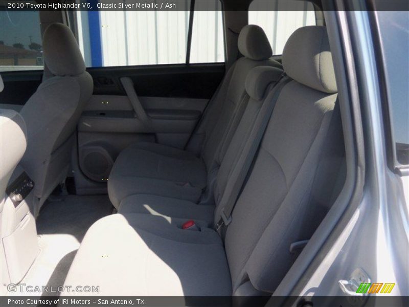 Classic Silver Metallic / Ash 2010 Toyota Highlander V6