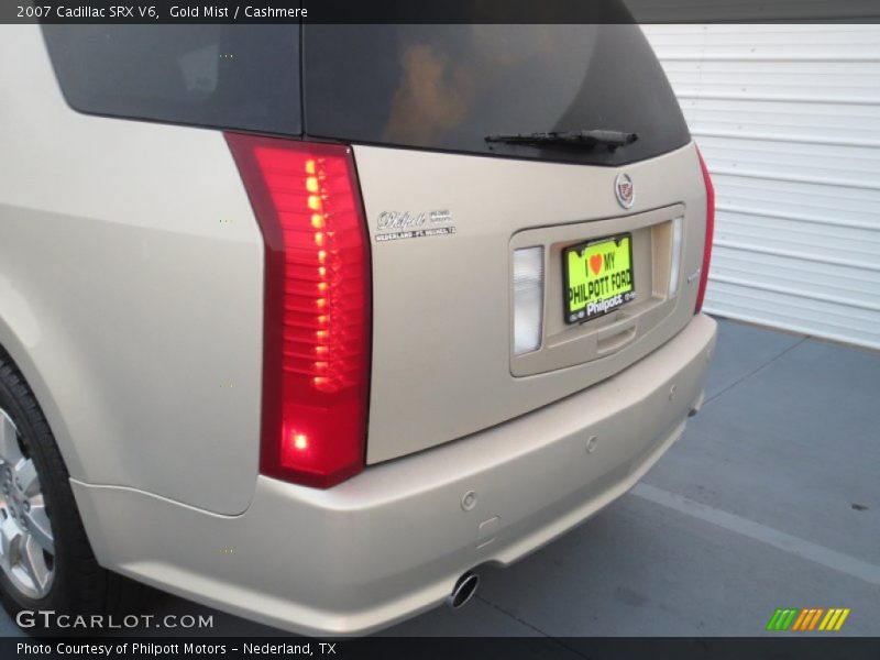 Gold Mist / Cashmere 2007 Cadillac SRX V6