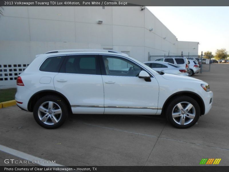 Pure White / Cornsilk Beige 2013 Volkswagen Touareg TDI Lux 4XMotion