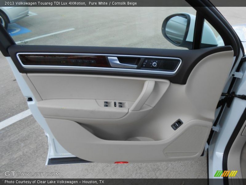 Pure White / Cornsilk Beige 2013 Volkswagen Touareg TDI Lux 4XMotion