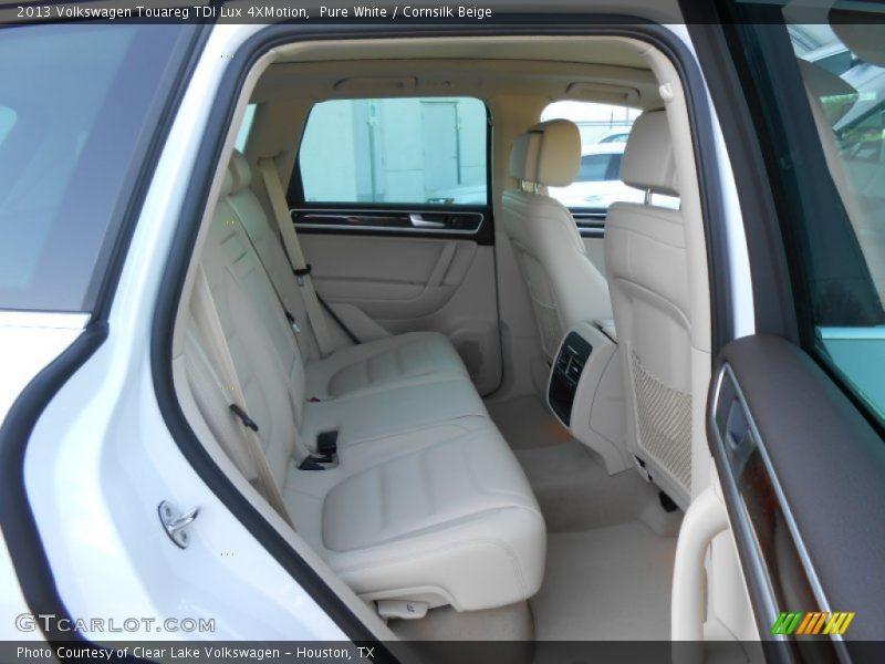 Pure White / Cornsilk Beige 2013 Volkswagen Touareg TDI Lux 4XMotion