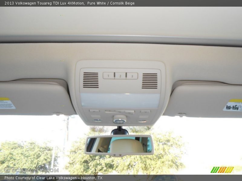 Pure White / Cornsilk Beige 2013 Volkswagen Touareg TDI Lux 4XMotion