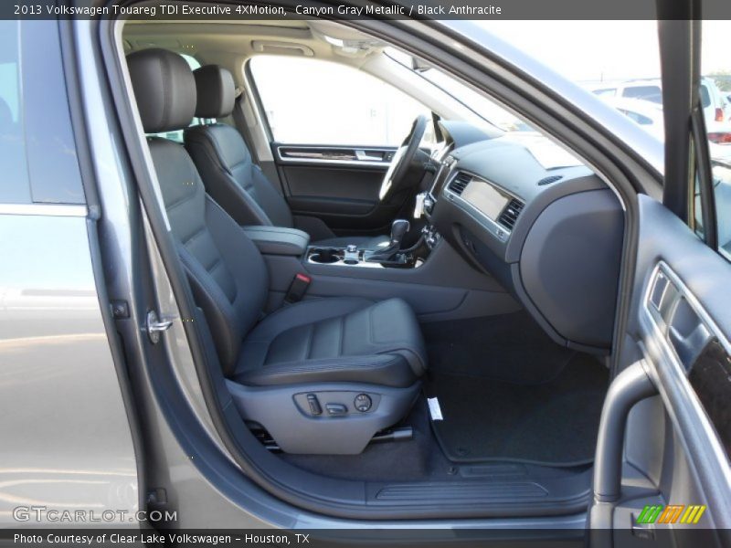 Canyon Gray Metallic / Black Anthracite 2013 Volkswagen Touareg TDI Executive 4XMotion