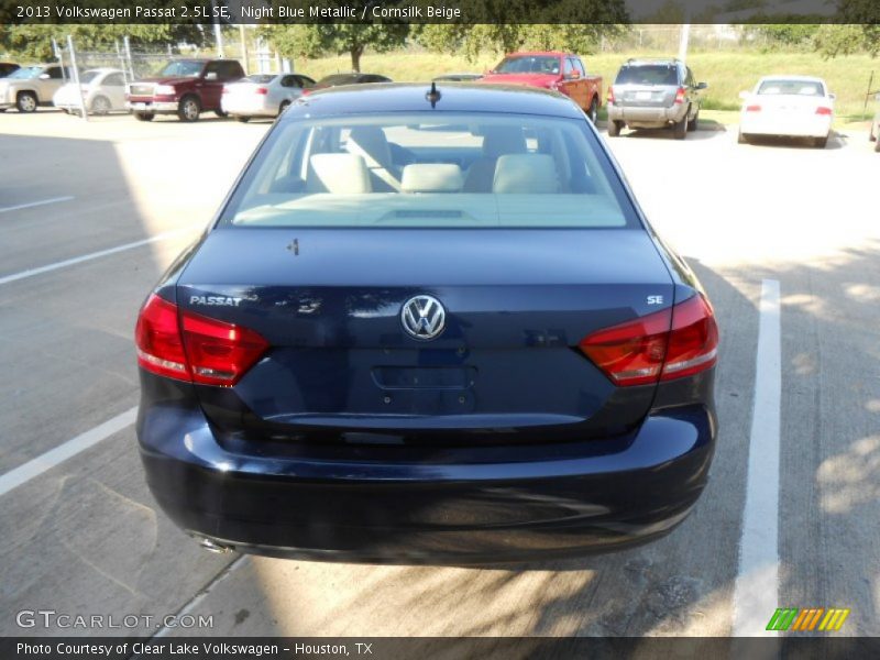 Night Blue Metallic / Cornsilk Beige 2013 Volkswagen Passat 2.5L SE