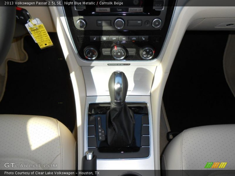 Night Blue Metallic / Cornsilk Beige 2013 Volkswagen Passat 2.5L SE