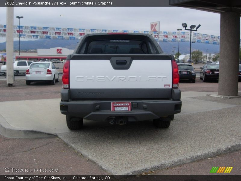 Summit White / Graphite 2002 Chevrolet Avalanche Z71 4x4