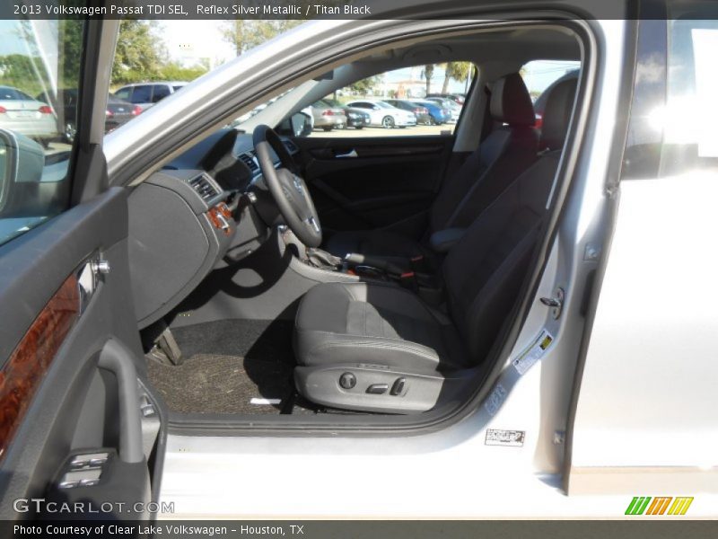 Reflex Silver Metallic / Titan Black 2013 Volkswagen Passat TDI SEL