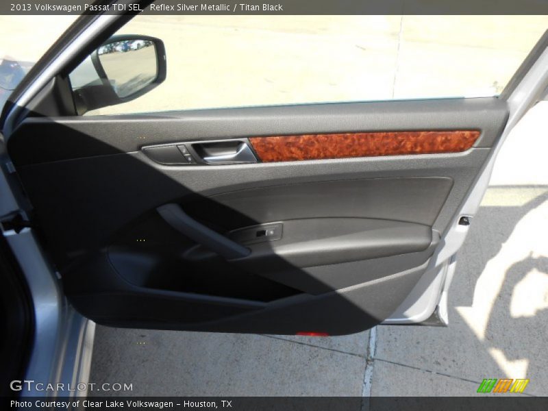 Reflex Silver Metallic / Titan Black 2013 Volkswagen Passat TDI SEL