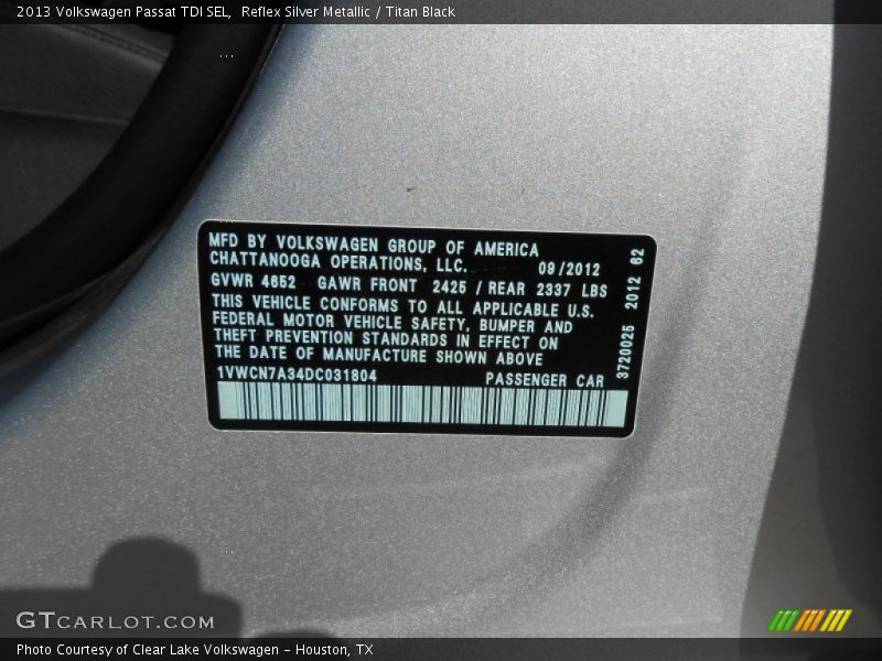 Reflex Silver Metallic / Titan Black 2013 Volkswagen Passat TDI SEL