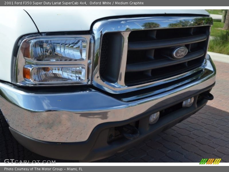 Oxford White / Medium Graphite 2001 Ford F350 Super Duty Lariat SuperCab 4x4