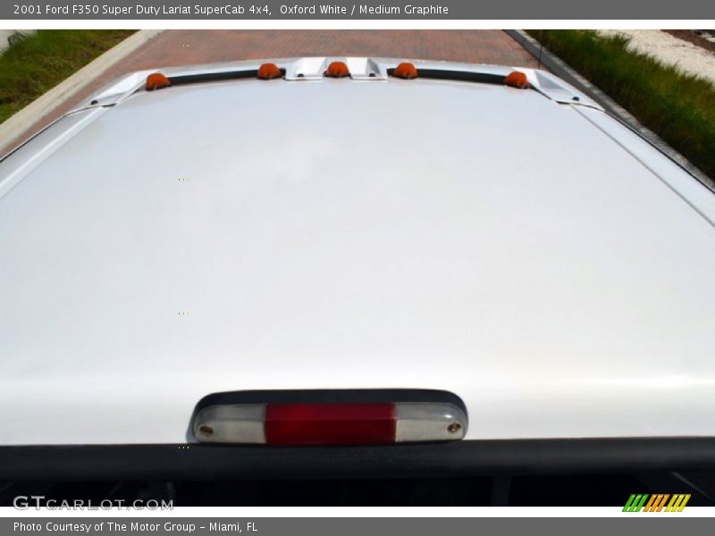 Oxford White / Medium Graphite 2001 Ford F350 Super Duty Lariat SuperCab 4x4