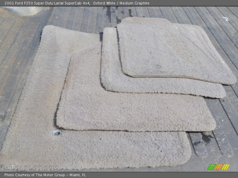 Oxford White / Medium Graphite 2001 Ford F350 Super Duty Lariat SuperCab 4x4