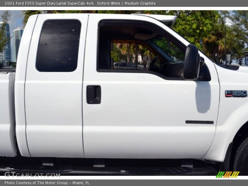 Oxford White / Medium Graphite 2001 Ford F350 Super Duty Lariat SuperCab 4x4