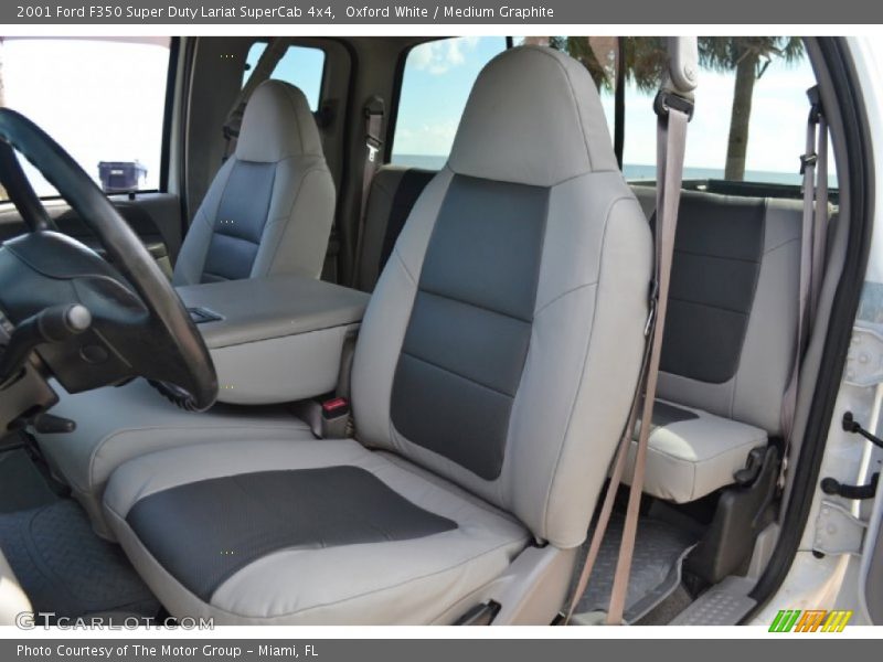 Front Seat of 2001 F350 Super Duty Lariat SuperCab 4x4